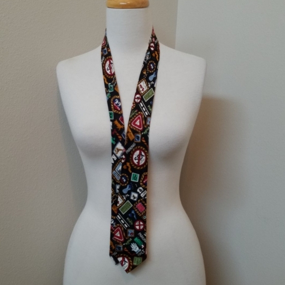 Vintage Nicole Miller Silk Yield Tie - Picture 3 of 4